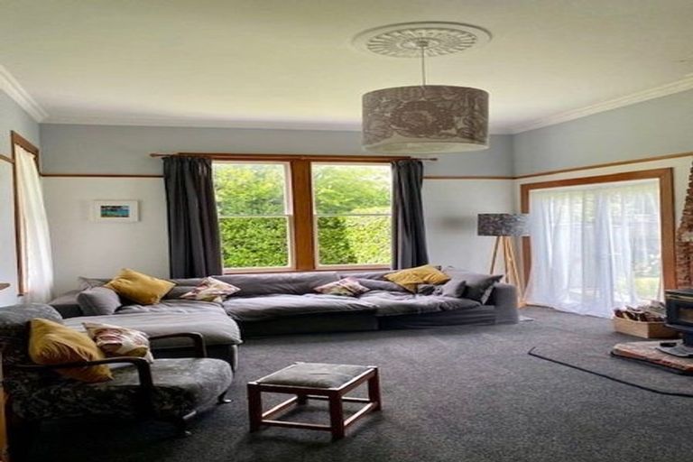 Photo of property in 31 Rhodes Street, Carterton, 5713