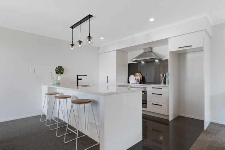 Photo of property in 5 Oka Street, Papamoa Beach, Papamoa, 3118