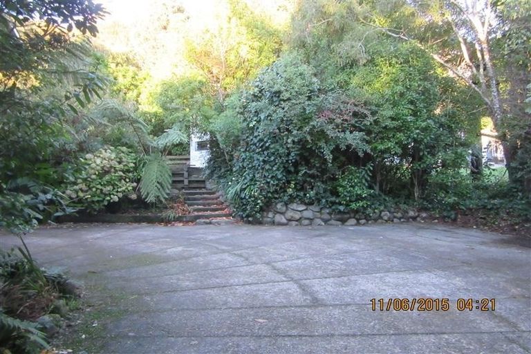 Photo of property in 83 Manuka Street, Stokes Valley, Lower Hutt, 5019