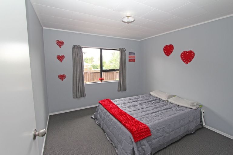 Photo of property in 2/570 Weymouth Road, Weymouth, Auckland, 2103