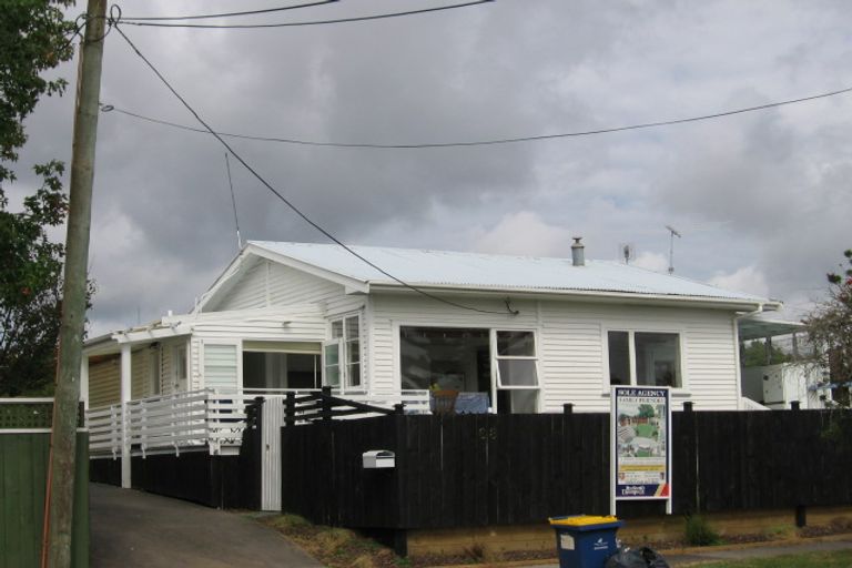 Photo of property in 68 Miro Street, New Lynn, Auckland, 0600