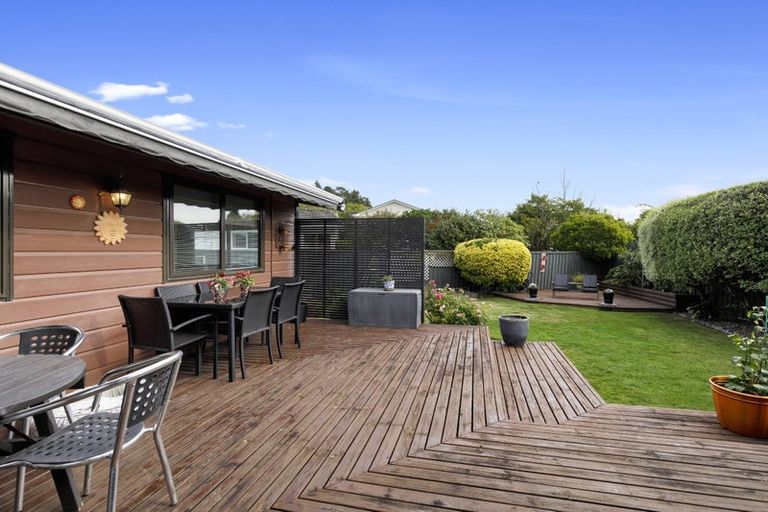 Photo of property in 6a Pilcher Crescent, Naenae, Lower Hutt, 5011