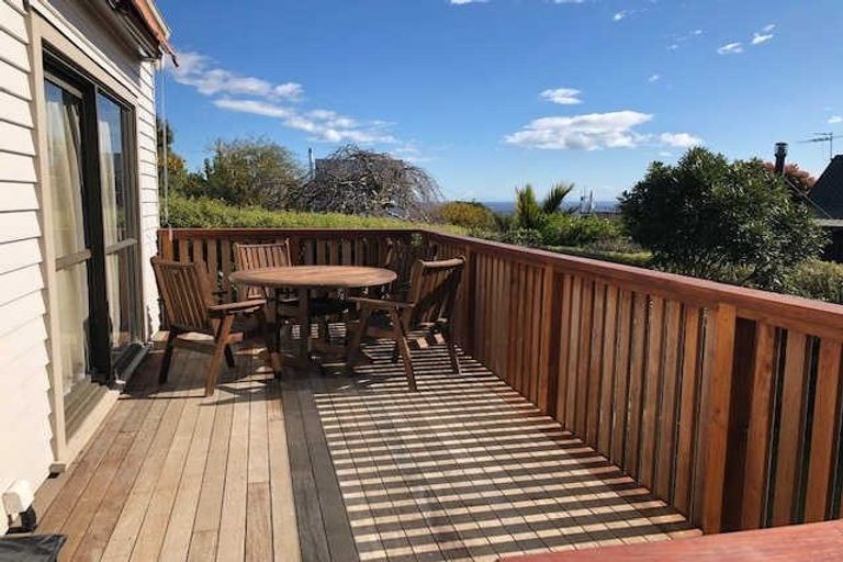 Photo of property in 3a Longhurst Terrace, Cashmere, Christchurch, 8022