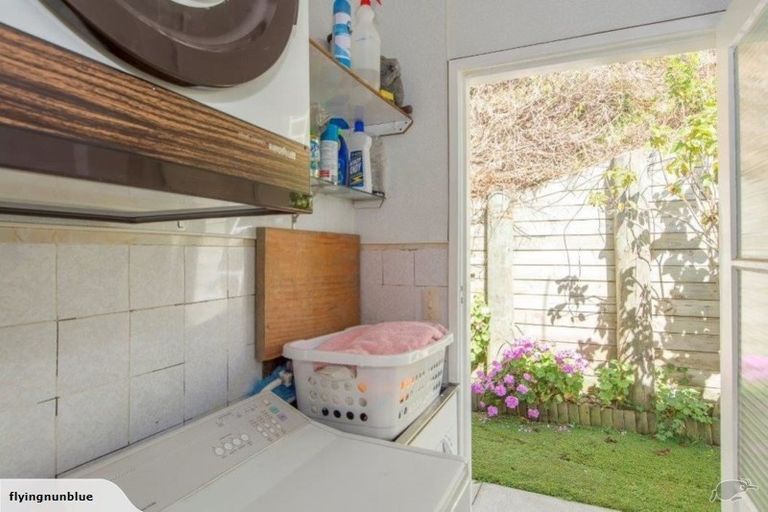 Photo of property in 39 Harbour View Road, Omokoroa, 3114