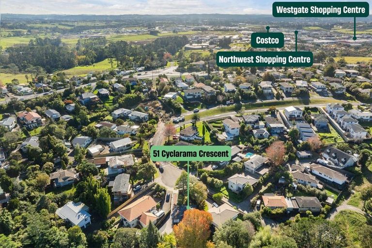 Photo of property in 51 Cyclarama Crescent, Massey, Auckland, 0614