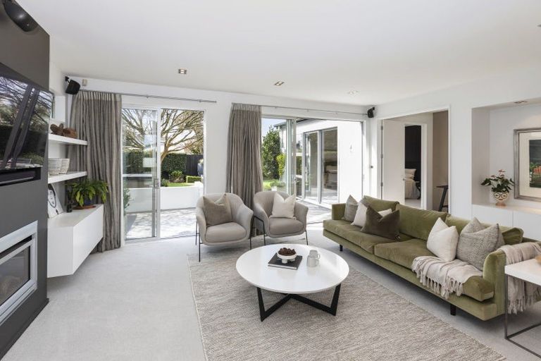 Photo of property in 26 Hartley Avenue, Strowan, Christchurch, 8052