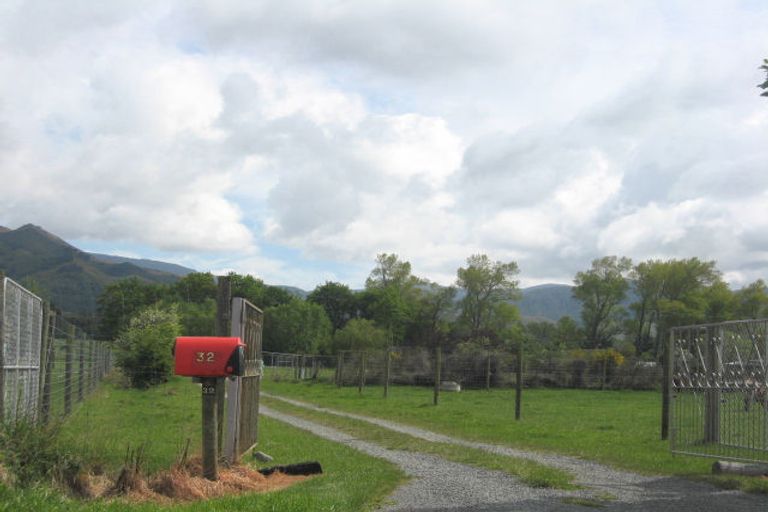 Photo of property in 32 Victoria Street, Oxford, 7430