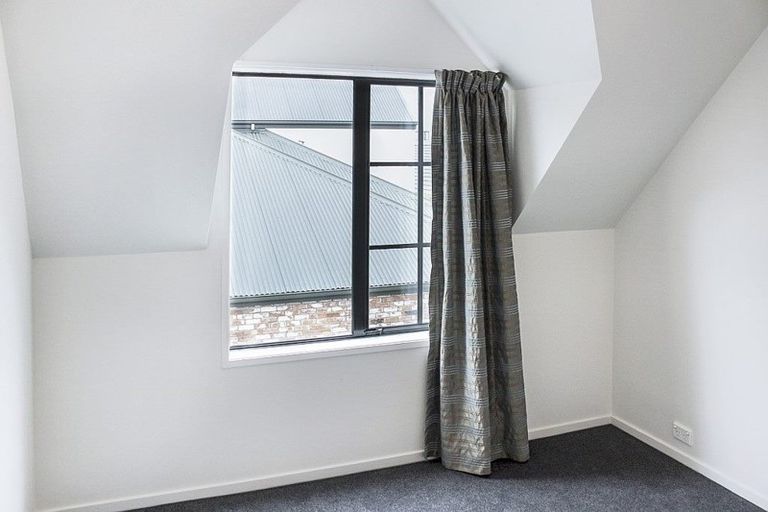 Photo of property in 46d Division Street, Riccarton, Christchurch, 8041