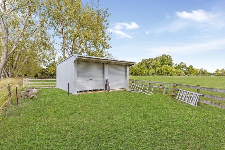 Photo of property in 393 Papakura-clevedon Road, Clevedon, Papakura, 2582