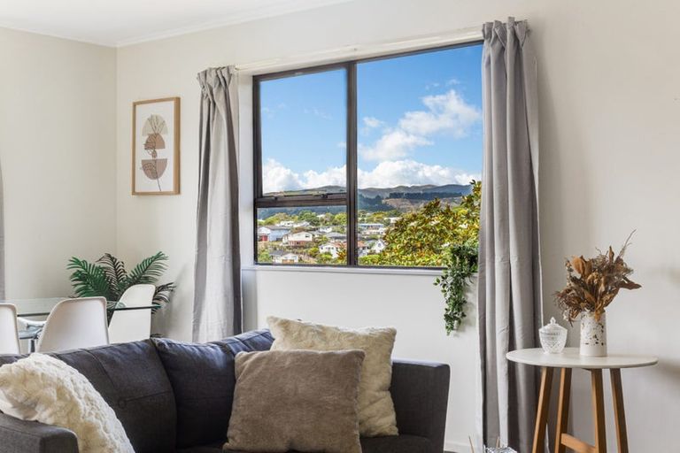 Photo of property in 19 Staithes Drive North, Whitby, Porirua, 5024
