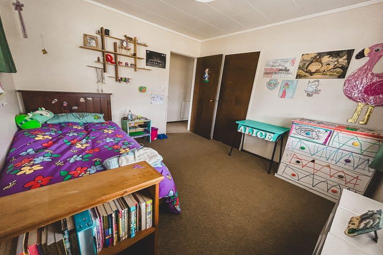 Photo of property in 30 Wills Crescent, Ashhurst, 4810