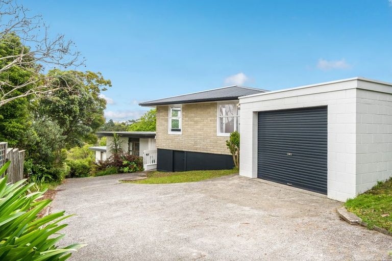 Photo of property in 3/10 Coroglen Avenue, Birkenhead, Auckland, 0626