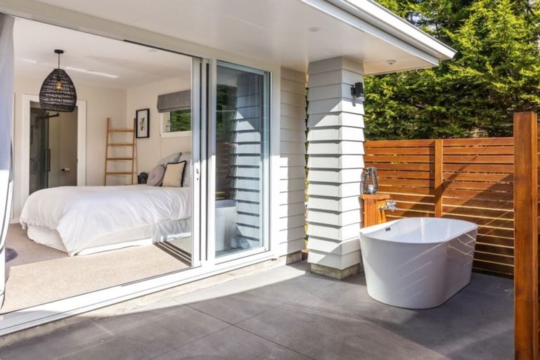 Photo of property in 65 Dalmore Way, Acacia Bay, Taupo, 3385