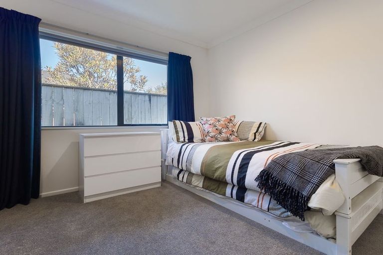 Photo of property in 42 Campion Road, Waikanae Beach, Waikanae, 5036
