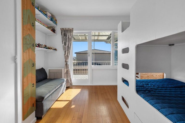 Photo of property in 22 Seaview Road, Otumoetai, Tauranga, 3110