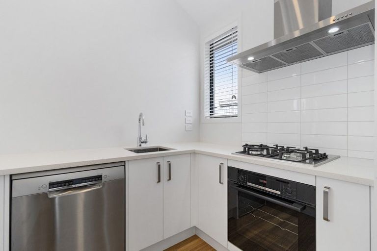 Photo of property in 3/4 Duncan Road, Saint Andrews, Hamilton, 3200