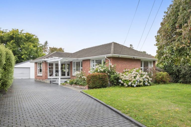 Photo of property in 32 Flower Street, Bryndwr, Christchurch, 8053