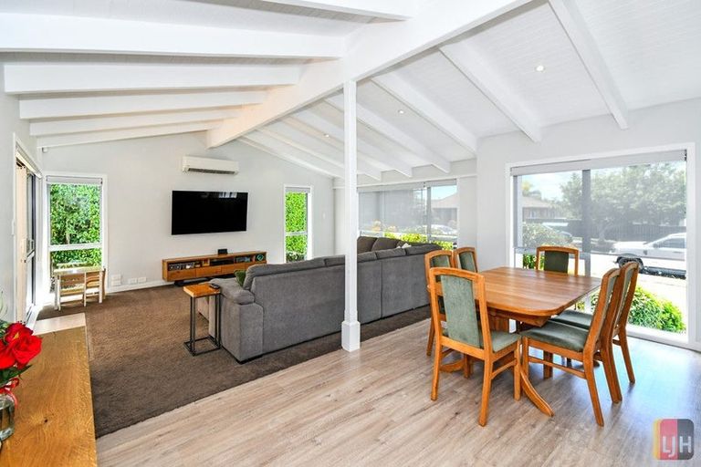 Photo of property in 44 Rushgreen Avenue, Pahurehure, Papakura, 2113