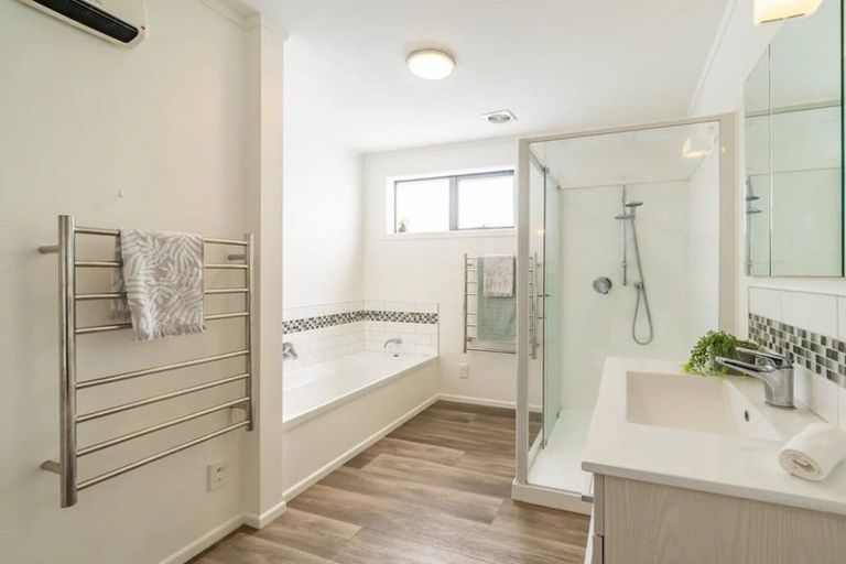 Photo of property in 30 Stanhope Grove, Korokoro, Lower Hutt, 5012