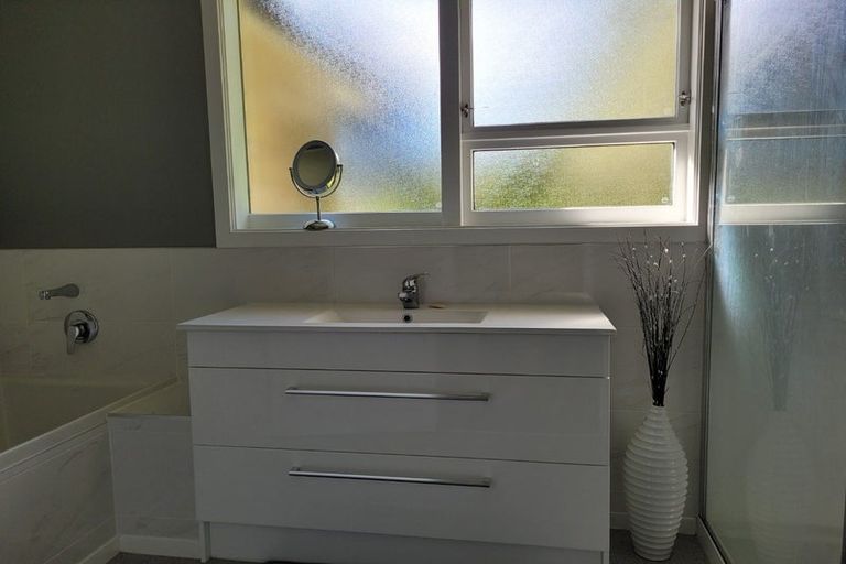 Photo of property in 195 Park Road, Parkvale, Carterton, 5792