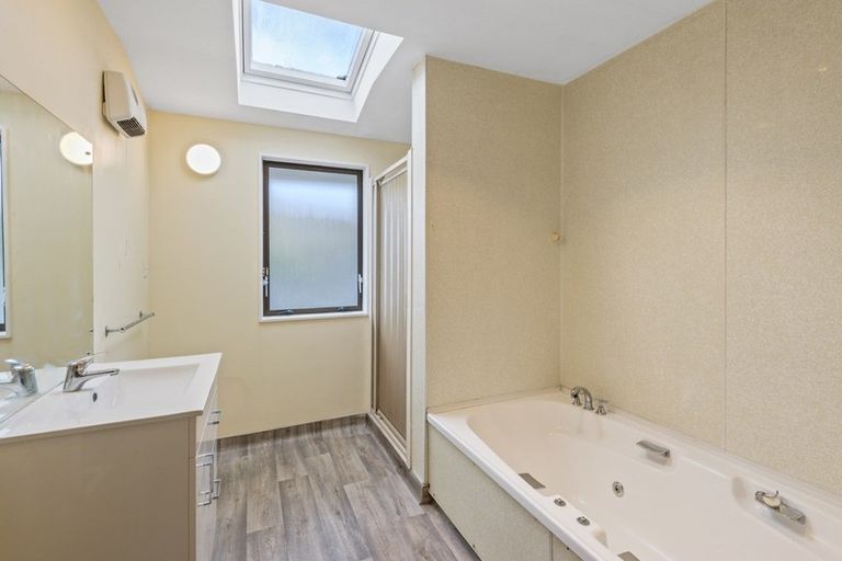 Photo of property in 421 Worcester Street, Linwood, Christchurch, 8011