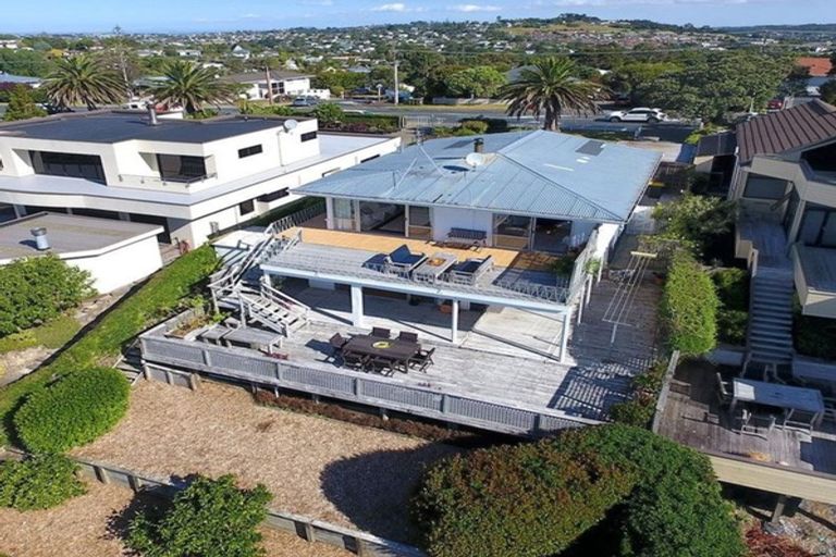 Photo of property in 30 Vipond Road, Stanmore Bay, Whangaparaoa, 0932
