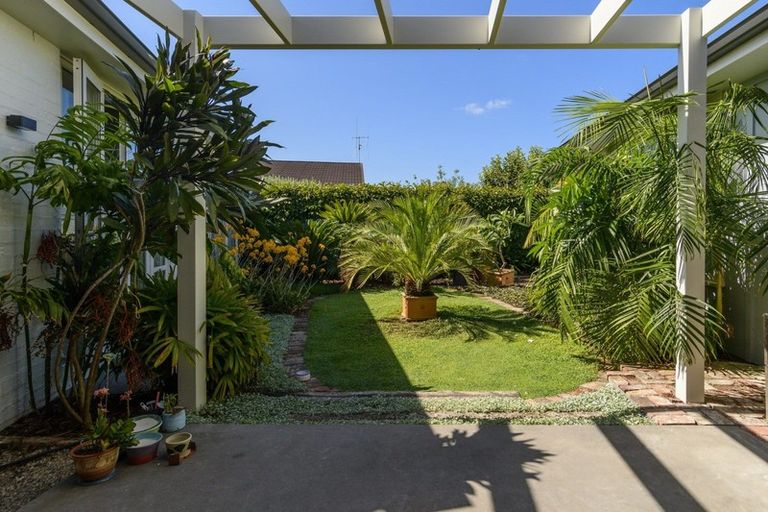 Photo of property in 102a Maxwells Road, Otumoetai, Tauranga, 3110