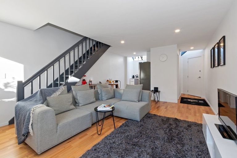 Photo of property in 3/388 Montreal Street, Christchurch Central, Christchurch, 8013