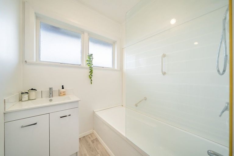 Photo of property in 1/8 Hildreth Street, Trentham, Upper Hutt, 5018