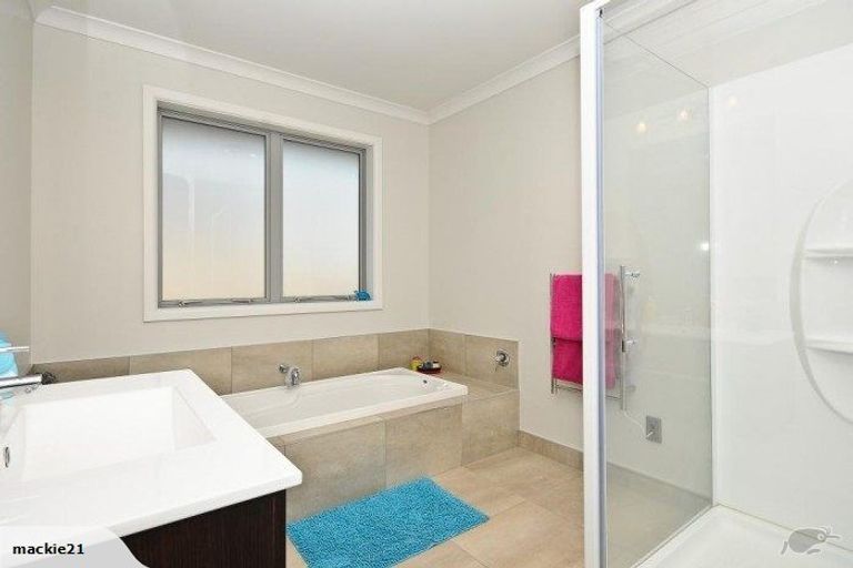 Photo of property in 5 Kentwood Place, Flagstaff, Hamilton, 3210