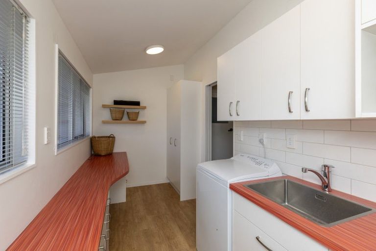 Photo of property in 7 Kawau Grove, Waikanae Beach, Waikanae, 5036