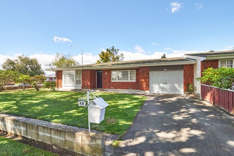 Photo of property in 48 Elmira Avenue, Hokowhitu, Palmerston North, 4410