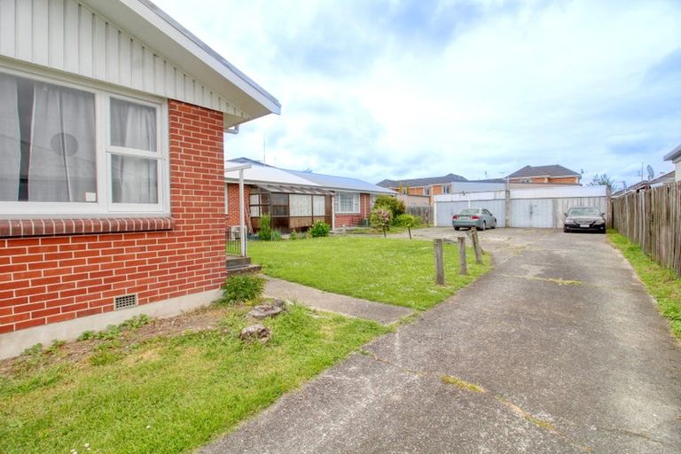 Photo of property in 1/65 Matipo Street, Riccarton, Christchurch, 8041