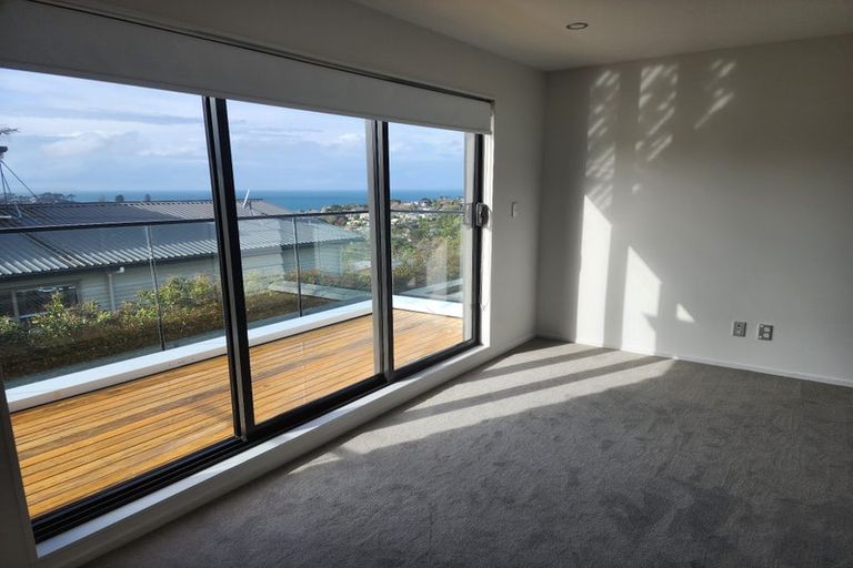 Photo of property in 27 Deep Creek Road, Waiake, Auckland, 0630