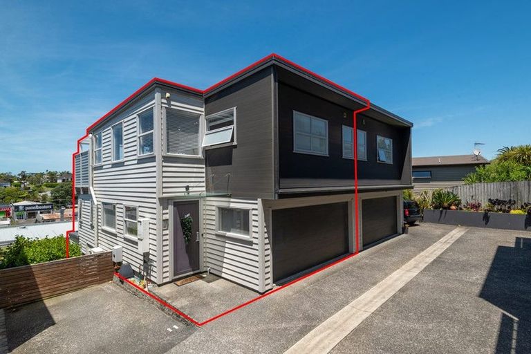 Photo of property in Wilk Heights, 2/8 Wilk Lane, Browns Bay, Auckland, 0630