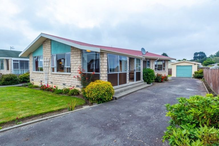 Photo of property in 16 Flatman Crescent, Geraldine, 7930