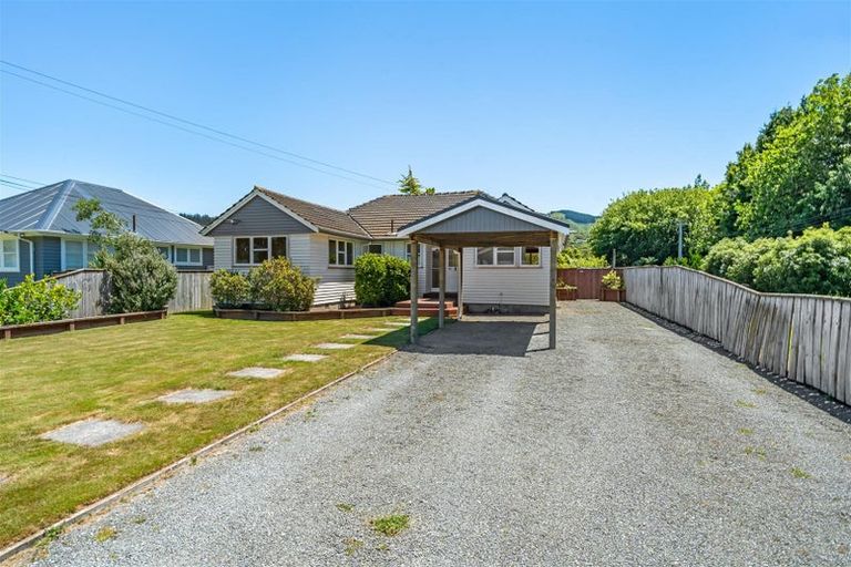 Photo of property in 2/48 Tennyson Street, Trentham, Upper Hutt, 5018