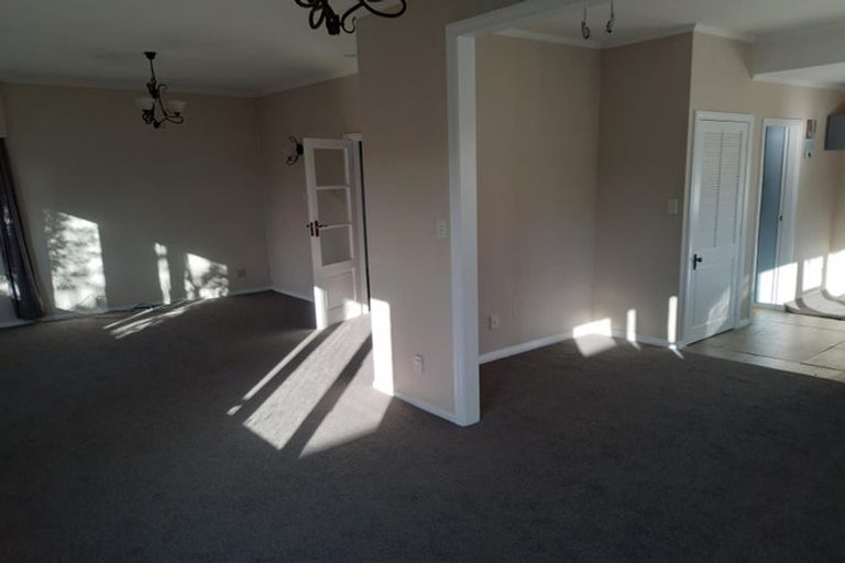 Photo of property in 16 Hardy Street, Waterloo, Lower Hutt, 5011