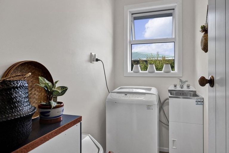 Photo of property in 30 Antonio Street, Stratford, 4332