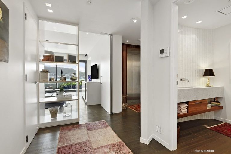 Photo of property in 5/150 Oriental Parade, Oriental Bay, Wellington, 6011