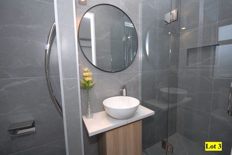 Photo of property in 123e Sunnynook Road, Forrest Hill, Auckland, 0620