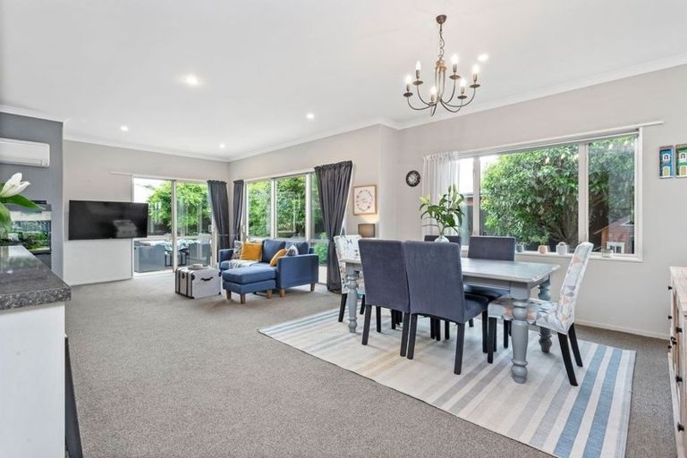 Photo of property in 15 Somerville Crescent, Aidanfield, Christchurch, 8025