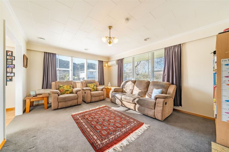 Photo of property in 19 Mcleod Street, Elderslea, Upper Hutt, 5018