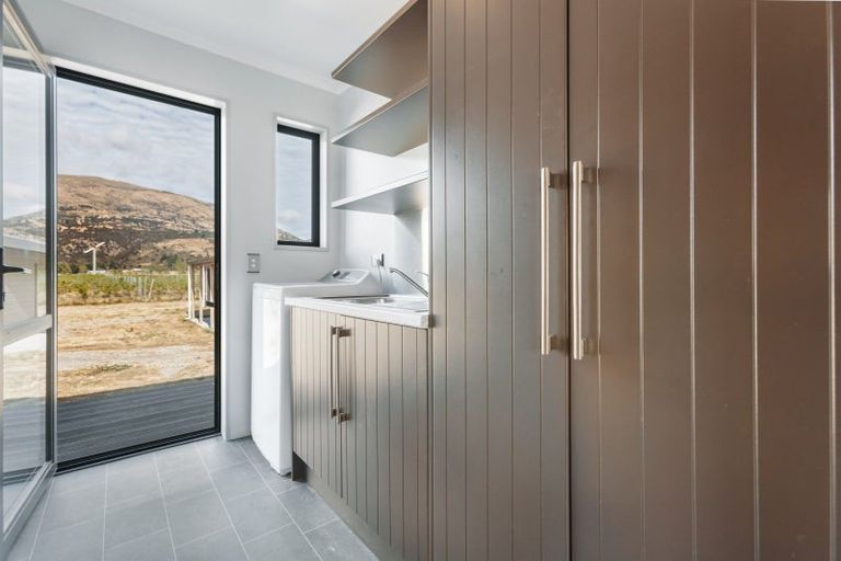 Photo of property in 90 Willowbank Road, Queensberry, Cromwell, 9383