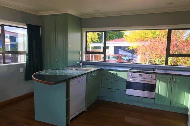 Photo of property in 318 Kennedy Road, Onekawa, Napier, 4110