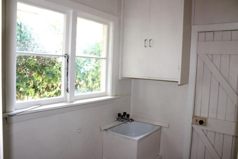 Photo of property in 37 Arthur Street, Upper Riccarton, Christchurch, 8041