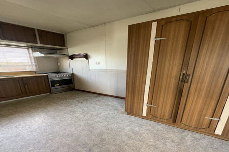 Photo of property in 60 Smith Street, Woolston, Christchurch, 8062