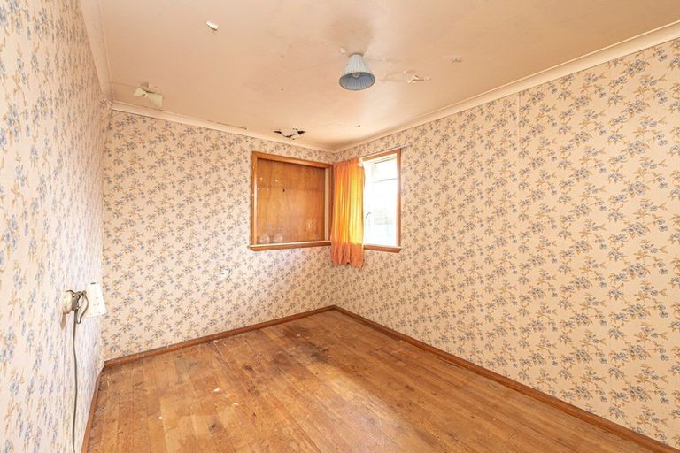 Photo of property in 15 Matai Street, Castlecliff, Whanganui, 4501