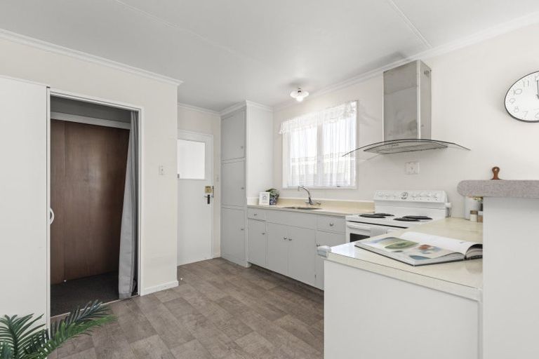 Photo of property in 36 Maxwells Line, Awapuni, Palmerston North, 4412