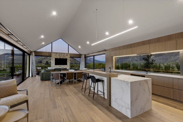 Photo of property in Kawarau Heights, 76 Kawarau Heights Boulevard, Lake Hayes, Queenstown, 9304